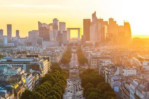 stadtbild von paris bei sonnenuntergang in frankreich foto