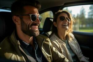 jung Paar lächelnd im Auto Fahren mit generativ ai foto