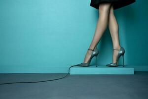 rot Frau Mode Konzept Schuh schön bunt Bein Fuß Blau Stil. generativ ai. foto