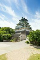 Osaka Schloss im Osaka mit Herbst Blätter. Japan. foto