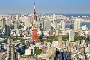 Tokyo Turm mit Horizont Stadtbild im Japan - - Bild foto