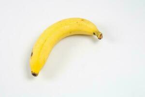 Bananen isoliert auf Weiß Hintergrund. Gelb Bananen foto
