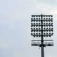 Kricket Stadion Flut Beleuchtung Stangen beim Delhi, Indien, Kricket Stadion Beleuchtung foto