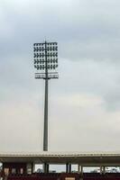 Kricket Stadion Flut Beleuchtung Stangen beim Delhi, Indien, Kricket Stadion Beleuchtung foto