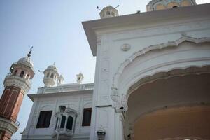 Aussicht von Einzelheiten von die Architektur Innerhalb golden Tempel - - Harmandir sahib im Amritsar, Punjab, Indien, berühmt indisch Sikh Wahrzeichen, golden Tempel, das Main Heiligtum von sikhs im Amritsar, Indien foto