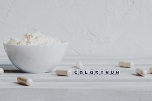 Tabletten Kapseln mit Kolostrum foto