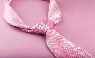 rosa Krawatten, modische Accessoires für eine moderne Garderobe foto
