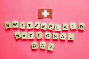 August 1, Staatenbund Tag, ein National Urlaub im Schweiz, ein minimalistisch Banner mit das Inschrift Schweiz National Tag, das Flagge von Schweiz foto