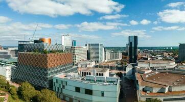 Antenne Aussicht von das Bibliothek von Birmingham, Baskerville Haus, hundertjähriges Jubiläum Platz foto