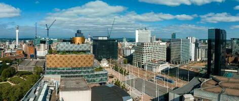 Antenne Aussicht von das Bibliothek von Birmingham, Baskerville Haus, hundertjähriges Jubiläum Platz foto