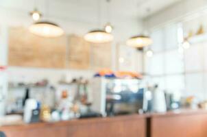 das Umgebung im Cafe Geschäft mit verschwommen Hintergrund. foto