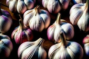 Natur s Schönheit erkunden das Feinheiten von Knoblauch Nelken. ai generiert. foto