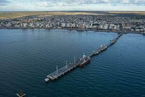 puerto madryn Stadt, Eingang Portal zu das Halbinsel Wald natürlich Reservieren, Welt Erbe Grundstück, Patagonien, Argentinien. foto