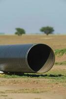 Gas Pipeline Konstruktion, la Pampa Provinz , Patagonien, Argentinien. foto