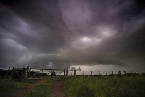 bedrohlich Sturm Wolken, Pampas, Patagonien, Argentinien foto