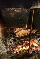 Schwein Rippen Grill , Patagonien, Argentinien foto