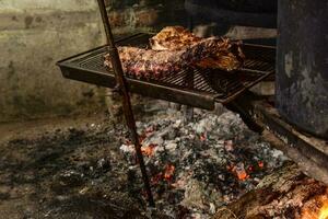 Schweinefleisch Rippen Grill , Patagonien, Argentinien foto