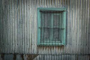 malerisch typisch Konstruktion im das Stadt, Dorf von puerto Pyramiden, Halbinsel Valdes, chubut Provinz, Patagonien, Argentinien. foto