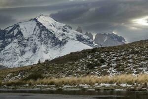 Berg Landschaft Umfeld, torres del paine National Park, Patagonien, Chile. foto