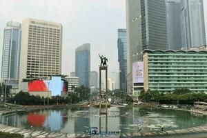 Jakarta, Indonesien-18 Juni 2023 bundaran Hallo Aussicht im das Nachmittag foto