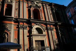 Fassade von das Kirche von sant Angelo ein nilo im Neapel foto