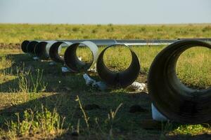 Gas Pipeline Konstruktion, la Pampa Provinz , Patagonien, Argentinien. foto