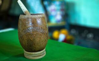 Pinolillo trinken auf das Tabelle mit Hintergrund, nicaraguanisch Pinolillo trinken foto