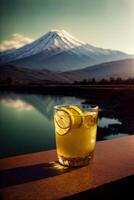 ein Glas von Limonade mit ein Berg im das Hintergrund. ai generiert foto