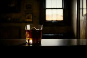 ein Glas von Whiskey Sitzung auf oben von ein hölzern Tisch. ai generiert foto