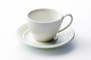 Weiß Kaffee Tasse und Untertasse Sitzung auf Weiß Untertasse auf Platte. generativ ai foto