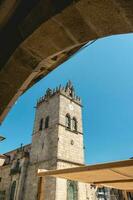 Largo de Donaes, alt historisch Platz im Guimaraes, Portugal. foto