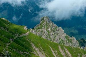 Gipfel des Berges foto