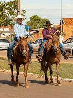 apore, goias, Brasilien - - 05 07 2023 zu Pferd Reiten Veranstaltung öffnen zu das Öffentlichkeit foto