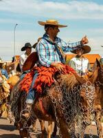 apore, goias, Brasilien - - 05 07 2023 zu Pferd Reiten Veranstaltung öffnen zu das Öffentlichkeit foto