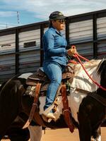 apore, goias, Brasilien - - 05 07 2023 zu Pferd Reiten Veranstaltung öffnen zu das Öffentlichkeit foto