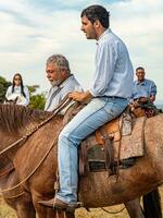 apore, goias, Brasilien - - 05 07 2023 zu Pferd Reiten Veranstaltung öffnen zu das Öffentlichkeit foto