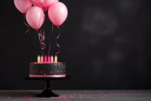 schwarz Hintergrund mit Geburtstag Kuchen foto