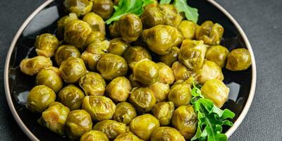 Brüssel sprießen Gemüse Essen Mahlzeit Essen Snack auf das Tabelle Kopieren Raum Essen Hintergrund foto