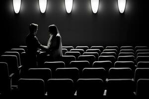 ein abstrakt Darstellung von ein Paar vertieft im ein Film beim ein Theater. generativ ai foto