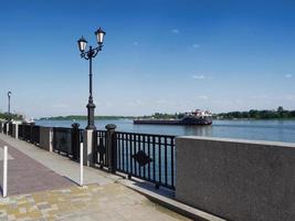 das frachtschiff auf rostov auf don City, russland foto