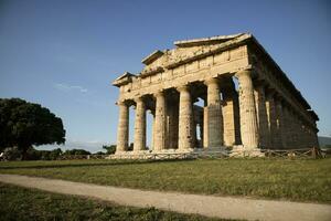 das uralt Ruinen von paestum foto