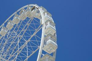 weißes Riesenrad foto