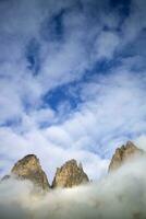 das Berge von das Dolomiten Gruppe Aussicht von das Sasso Lungo foto