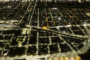 Nacht Antenne Aussicht von das Stadt von viareggio Toskana Italien foto