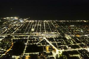 Nacht Antenne Aussicht von das Stadt von viareggio Toskana Italien foto