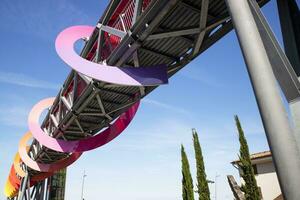 das bunt Fußgänger Gehweg im Peccioli pisa Italien foto