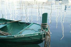 das Boote sind alle Weiß foto