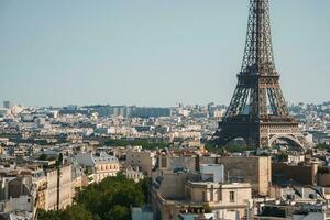 Eiffel Turm unter klar Blau Himmel foto