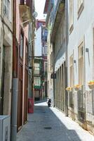 porto berühmt historisch Stadt, Portugal. die Architektur von alt Stadt. Reise zu Ribeira und Douro Fluss. foto