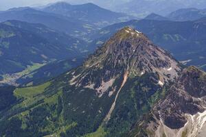 Wandern im das österreichisch Alpen foto